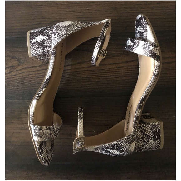 FAUX LEATHER BLOCK HEELED SANDALS - Picture 3 of 8